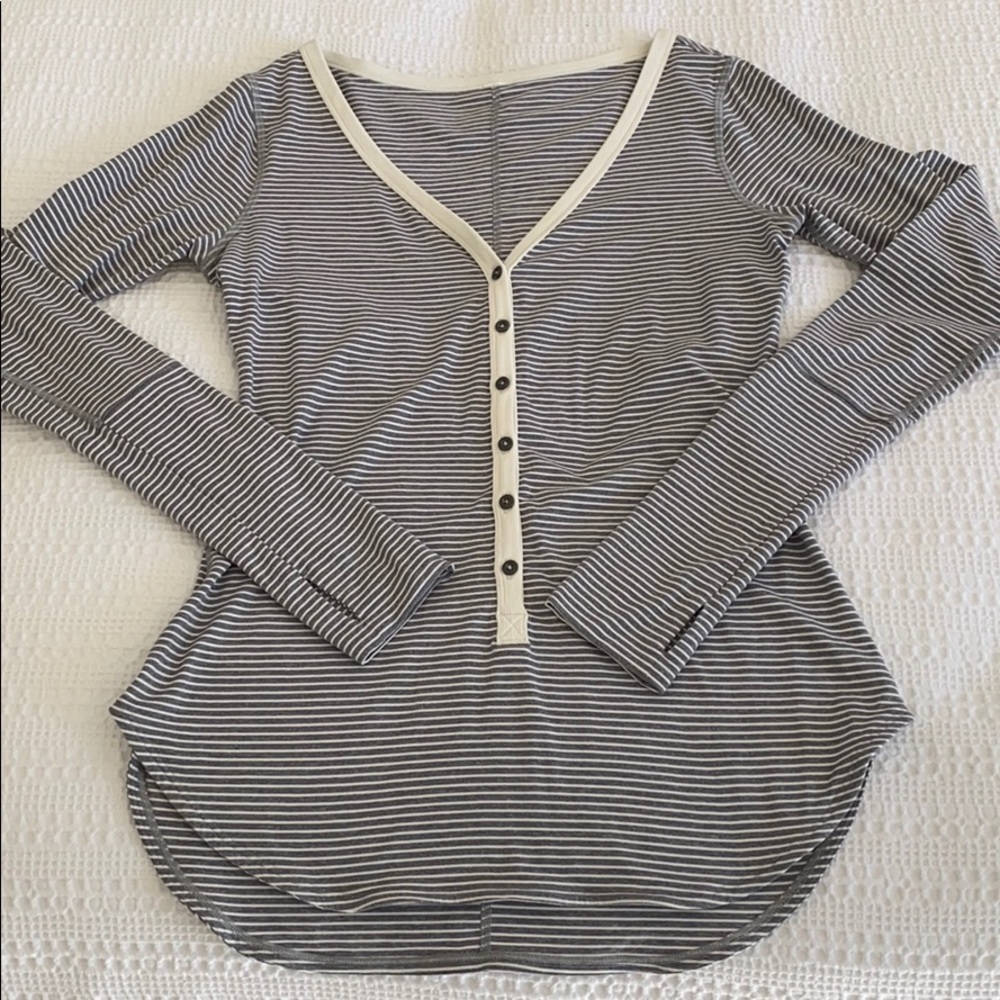Lululemon Henley